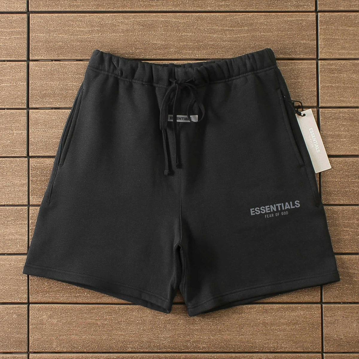 Essence Shorts Black