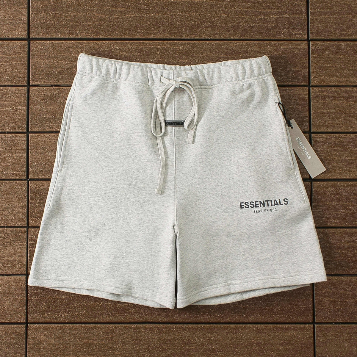 Essence Shorts Grey